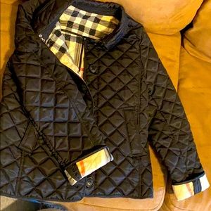 Black quilted Burberry girls jacket Burberry under collar & interior Size 10